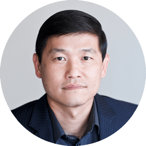 Foto von Lee Wei, Senior Vice President, Kundenerfahrung